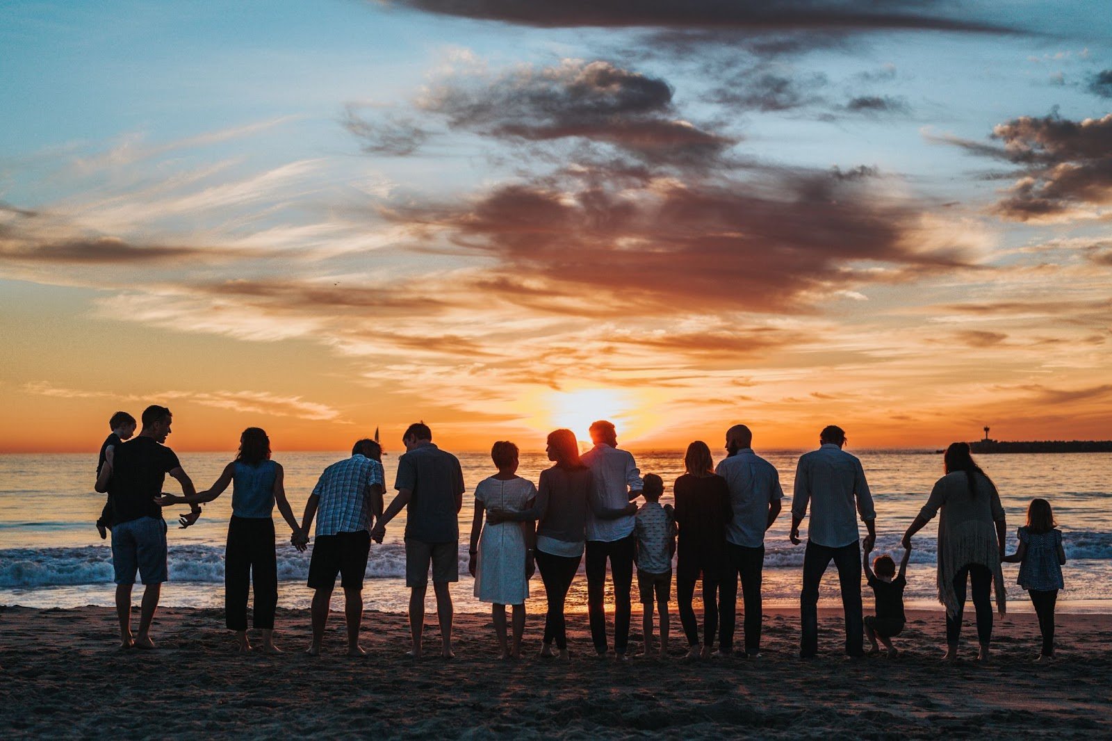 People are enjoying Sunset After getting Digital marketing services from Deebo